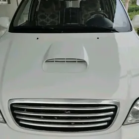 Kia Carnival 2002