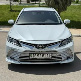 Toyota Camry 2022