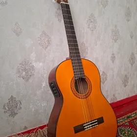 Yamaha S 70