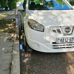 Nissan Qashqai 2014