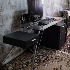 стол