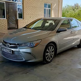 Toyota Camry 2016