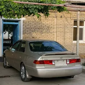 Toyota Camry 1999