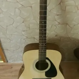гитара Yamaha f310
