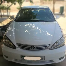 Toyota Camry 2005