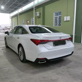 Toyota Avalon 2019