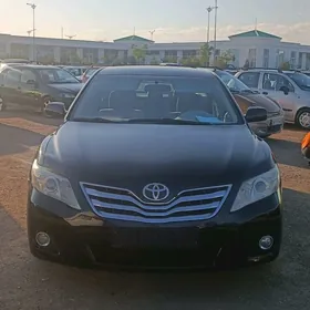 Toyota Camry 2010