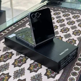 Z Flip6