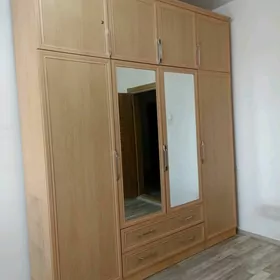 şkaf dört gapyly,