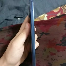 Honorx8