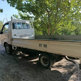 Kia Bongo 2005