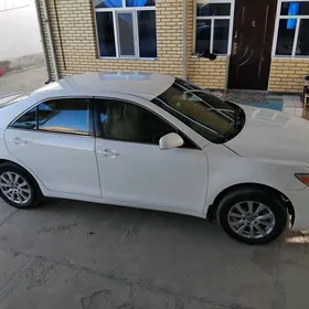 Toyota Camry 2010