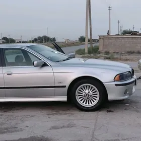 BMW 340 2003