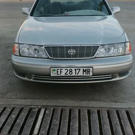 Toyota Avalon 1999