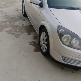 Opel Astra 2004