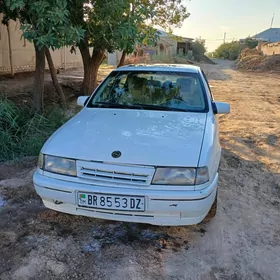 Opel Vectra 1992