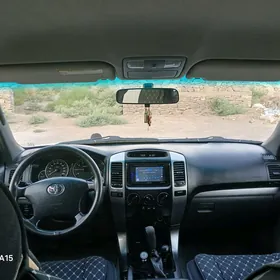 Toyota Land Cruiser Prado 2005