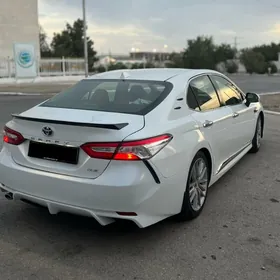 Toyota Camry 2020