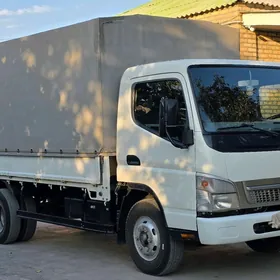 Mitsubishi Canter 2010