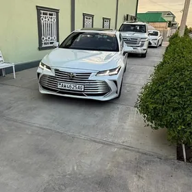 Toyota Avalon 2023