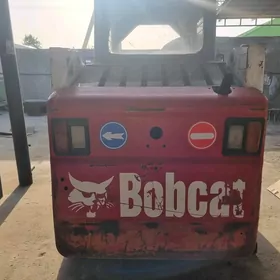 Bobcat S135 2004