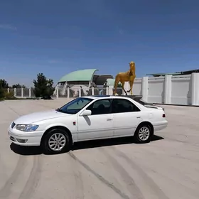 Toyota Camry 2000