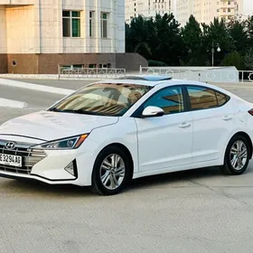 Hyundai Elantra 2019