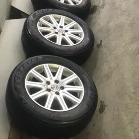 Teker Grand diska