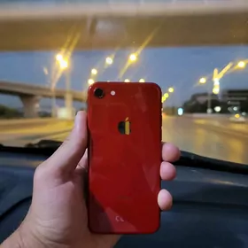 IiPhone 8 red