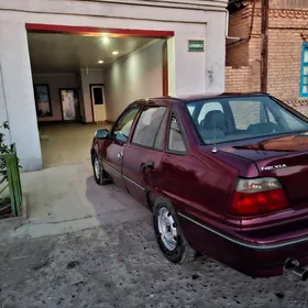 Daewoo Nexia 2000