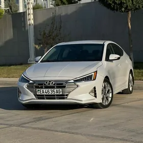 Hyundai Elantra 2019