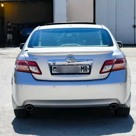 Toyota Camry 2011