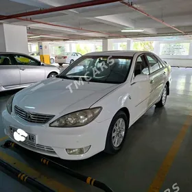 Toyota Camry 2004