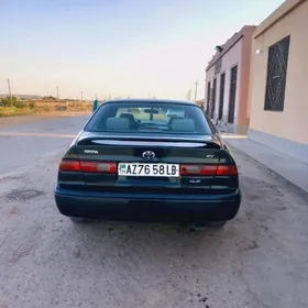 Toyota Camry 1997