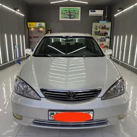 Toyota Camry 2005