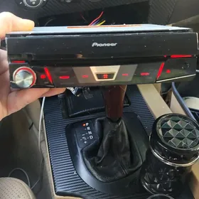 pioneer