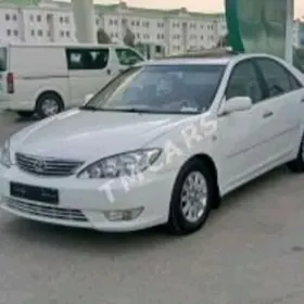 Toyota Camry 2004