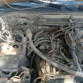 Infiniti QX4 1999