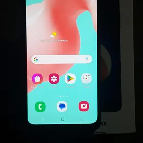 SAMSUNG M12