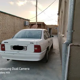 Opel Vectra 1992