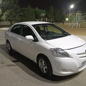 Toyota Yaris 2008