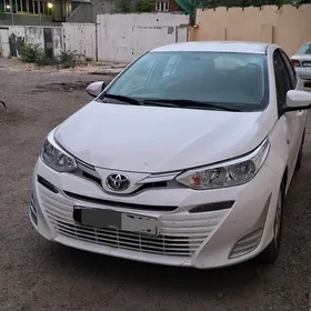 Toyota Yaris 2020