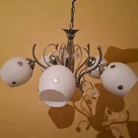 lỳustra люстра