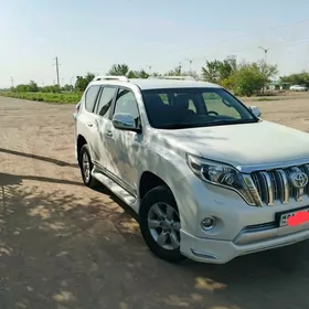 Toyota Land Cruiser Prado 2014