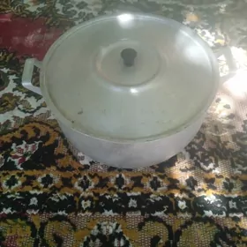 кастрюля