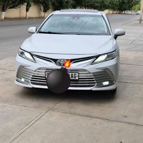 Toyota Camry 2018