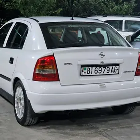 Opel Astra 2002