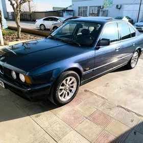 BMW E34 1989