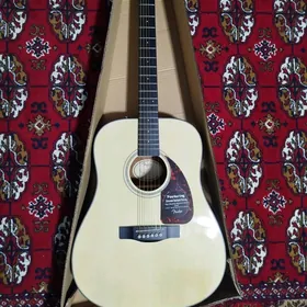 FENDER GITARA