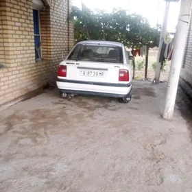 Opel Vectra 1992